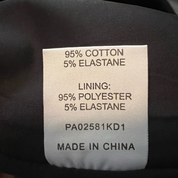 MESHKI 2000s Collection Biker Shorts - Picture 3 of 3